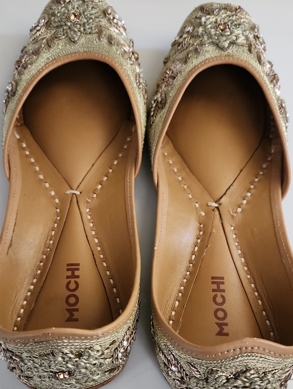 Mochi Embroidered Punjabi Jutti Flats Size 40 Gold Cream US 9 - Picture 7 of 17